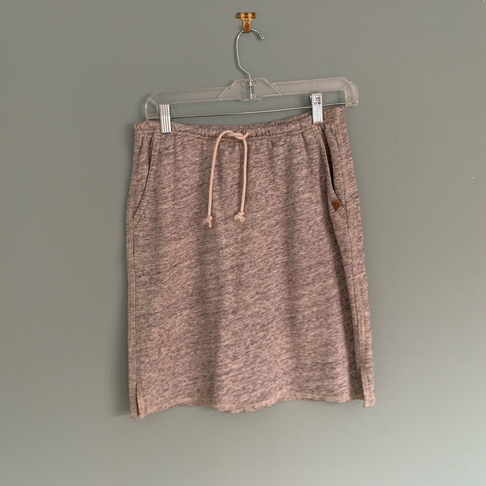 WOMENS ROOTS SIZE SMALL GREY SKIRT